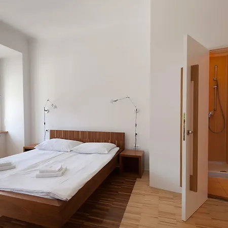 منزل للإقامة Julija&robert's Riverview And *