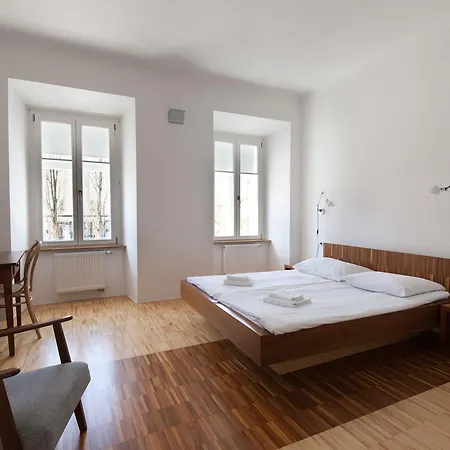 Julija&robert's Riverview Apartments&rooms Accommodatie bij particulieren Ljubljana