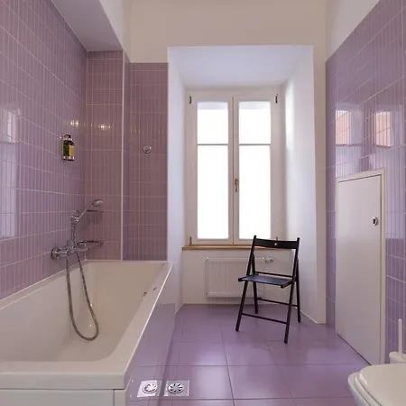 Julija&robert's Riverview Apartments&rooms *