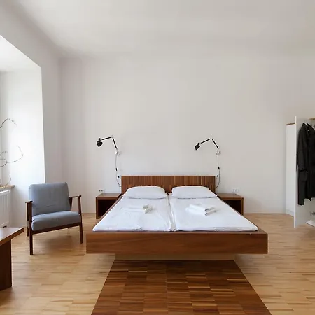 Julija&robert's Riverview Apartments&rooms Accommodatie bij particulieren Ljubljana